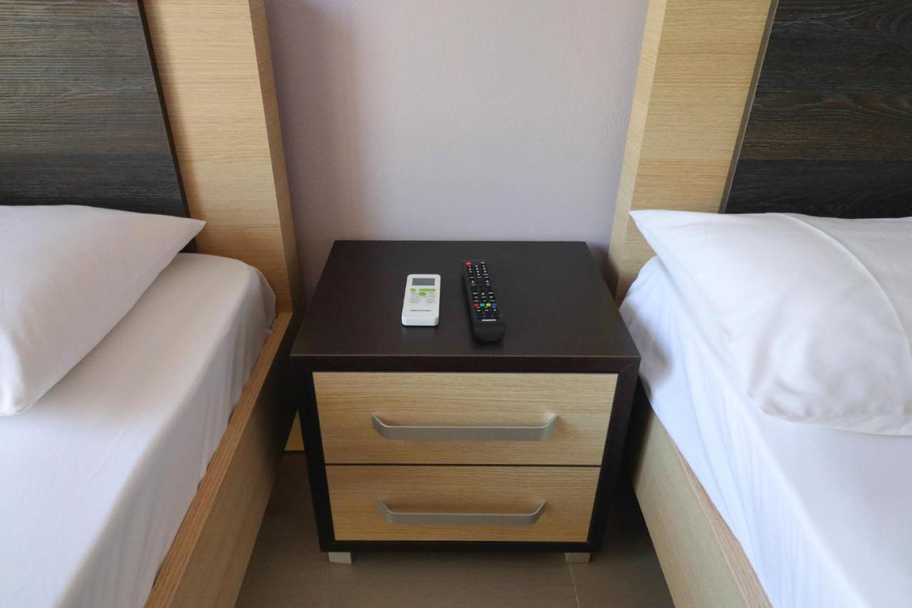 Hotel Potami Beach - Mondi Goro Himara Kültér fotó