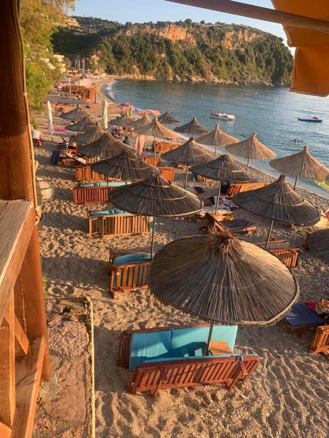 Hotel Potami Beach - Mondi Goro Himara Kültér fotó