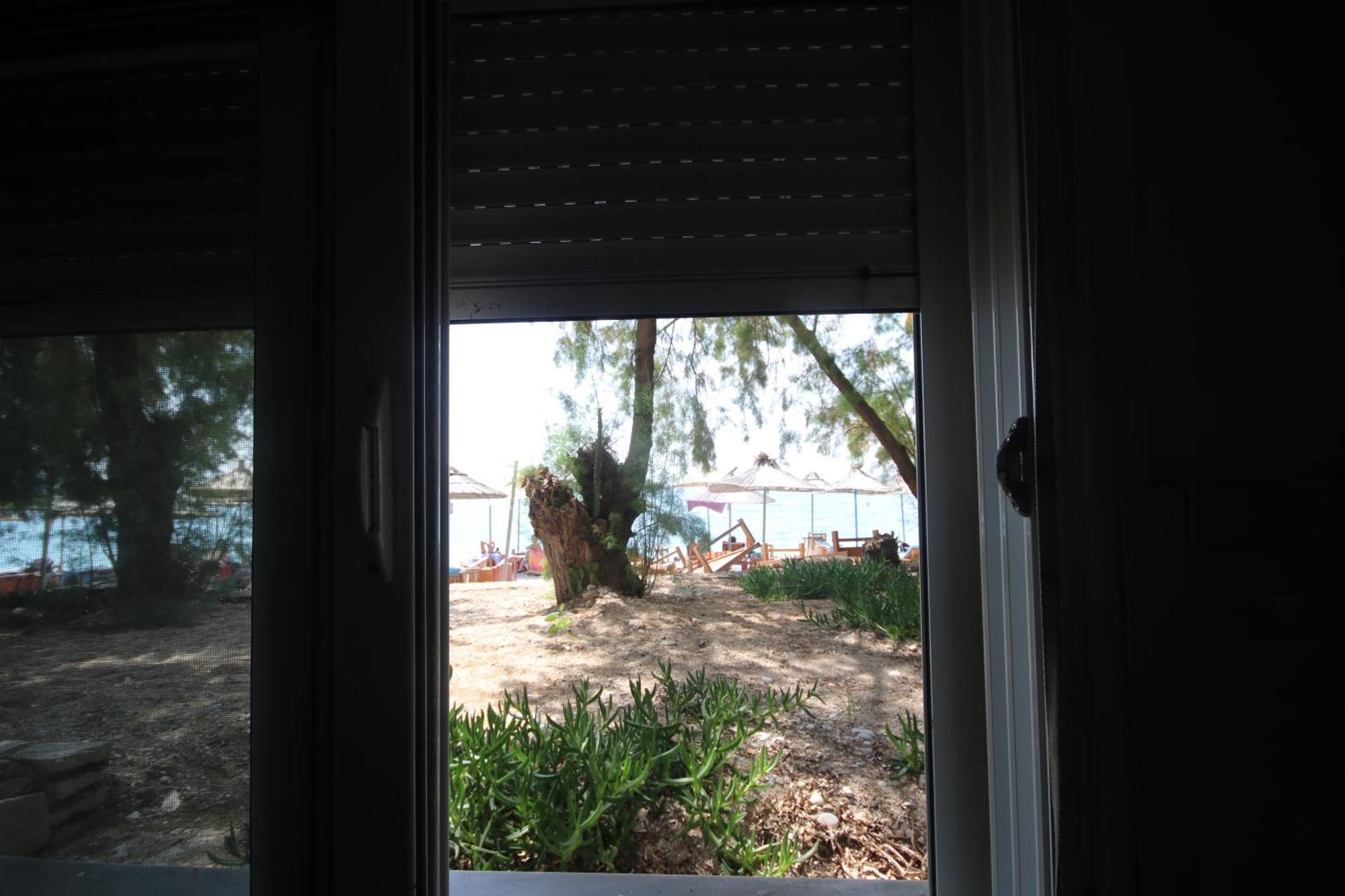 Hotel Potami Beach - Mondi Goro Himara Kültér fotó